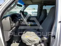 2004 Ford ECONOLINE photo