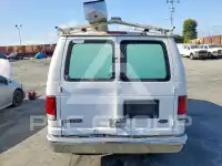 2004 Ford ECONOLINE фото