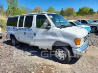 2004 Ford ECONOLINE photo