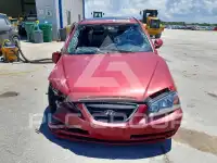 2004 Hyundai Elantra photo