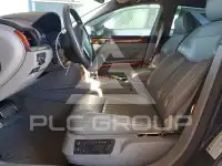 2004 Volkswagen PHAETON photo