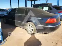 2004 Volkswagen PHAETON photo