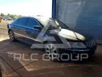 2004 Volkswagen PHAETON photo