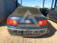 2004 Volkswagen PHAETON photo