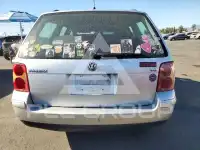 2004 Volkswagen Passat фото