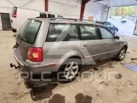 2004 Volkswagen Passat photo