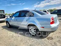 2004 Volkswagen Passat фото