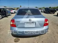 2004 Volkswagen Passat фото