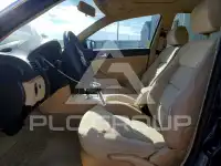 2004 Volkswagen Passat photo