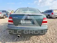 2004 Volkswagen Jetta photo