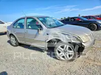 2004 Volkswagen Jetta photo