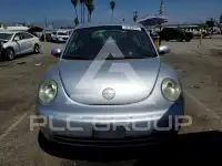 2004 Volkswagen BEETLE фото