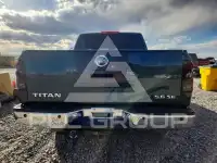 2005 Nissan TITAN photo