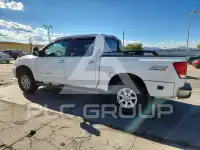 2005 Nissan TITAN фото