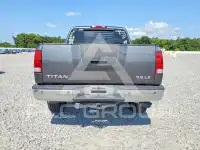 2005 Nissan TITAN photo