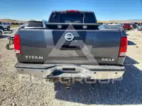 2005 Nissan TITAN photo