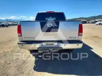 2005 Nissan TITAN photo