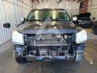 2005 Nissan TITAN photo
