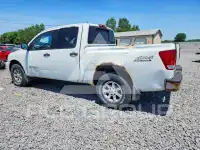 2005 Nissan TITAN фото
