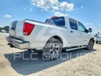 2005 Nissan TITAN photo