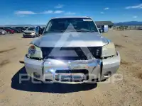 2005 Nissan TITAN photo