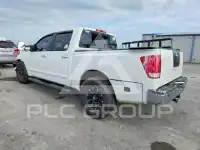 2005 Nissan TITAN фото