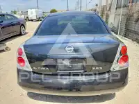 2005 Nissan ALTIMA photo