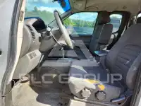 2005 Nissan FRONTIER photo