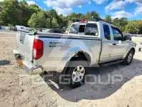 2005 Nissan FRONTIER photo