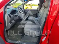 2005 Nissan FRONTIER photo