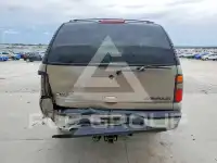 2005 Chevrolet Suburan фото