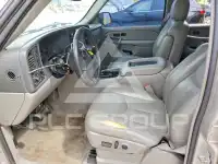 2005 Chevrolet Suburan фото