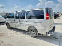 2005 Chevrolet Express photo