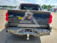 2005 Chevrolet Avalanche photo