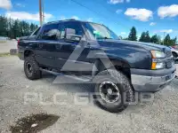 2005 Chevrolet Avalanche photo