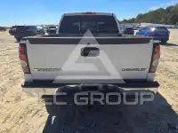 2005 Chevrolet Silverado photo
