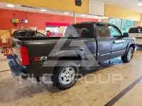 2005 Chevrolet Silverado photo