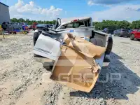2005 Chevrolet Silverado photo