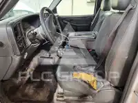 2005 Chevrolet Silverado photo