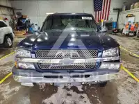 2005 Chevrolet Silverado photo