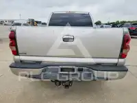 2005 Chevrolet Silverado photo