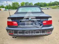 2005 BMW 330 photo