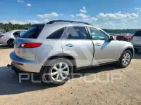 2005 Infinity FX photo