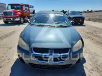 2005 Dodge Stratus photo