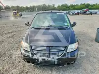 2005 Dodge CARAVAN фото