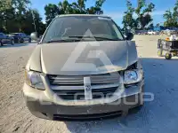 2005 Dodge CARAVAN фото