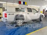 2005 Dodge DAKOTA photo