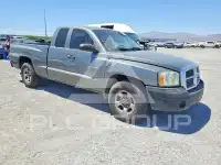 2005 Dodge DAKOTA photo