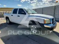 2005 Dodge DAKOTA photo