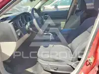 2005 Dodge MAGNUM photo